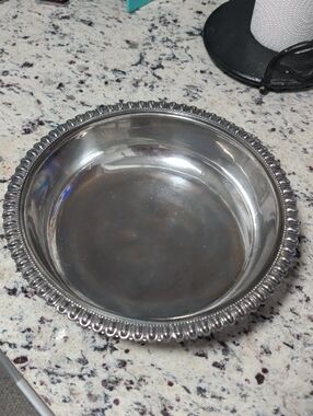 Vintage Wm. Rogers Silver Plated Bowl